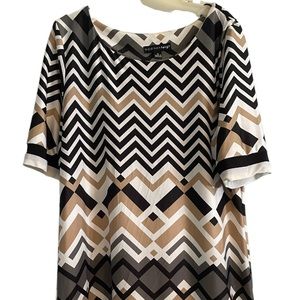 Geometric pattern dress